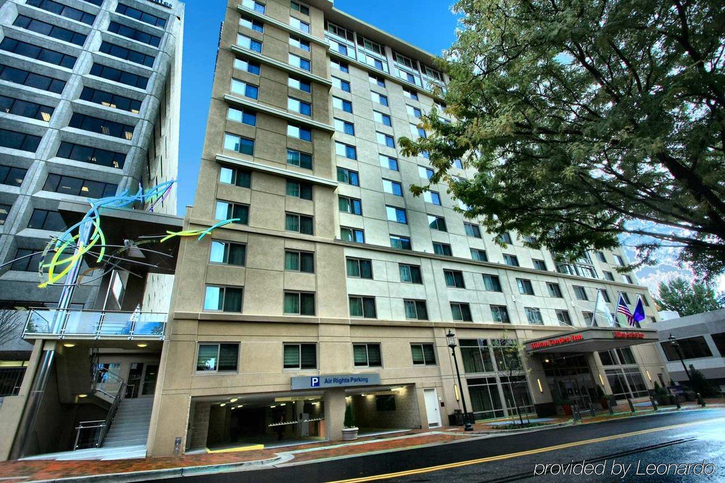 Hilton Garden Inn Bethesda Downtown Экстерьер фото